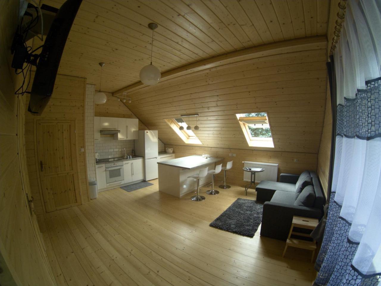 Apartament Pod Kogutkiem Uscie Gorlickie Екстериор снимка